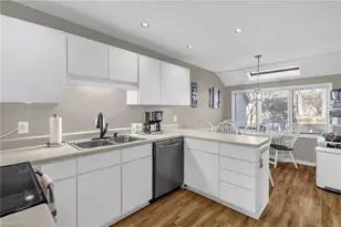 206 N Lindell Rd, Greensboro, NC 27403 - Photo 5