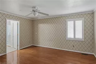 213 Ridgehaven Dr, Winston-Salem, NC 27104 - Photo 15