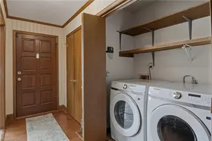 213 Ridgehaven Dr, Winston-Salem, NC 27104 - Photo 9