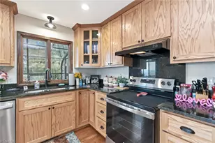 4930 Brushy Mountain Rd, Wilkesboro, NC 28654 - Photo 15