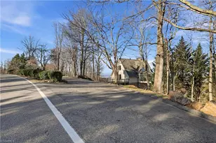 4930 Brushy Mountain Rd, Wilkesboro, NC 28654 - Photo 5