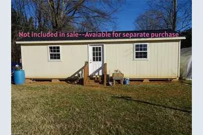 345 E Starmount Avenue, Liberty, NC 27298 - Photo 19