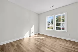 402 Walnut St, High Point, NC 27260 - Photo 9