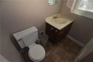 1045 Brookline St, Winston-Salem, NC 27107 - Photo 15