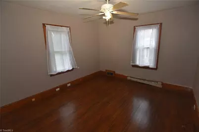 1045 Brookline Street, Winston-Salem, NC 27107 - Photo 9