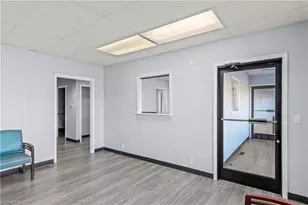 2910 Reynolda Rd, Winston-Salem, NC 27106 - Photo 11