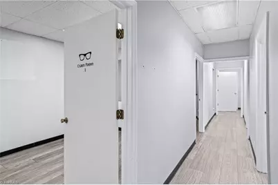 2910 Reynolda Road, Winston-Salem, NC 27106 - Photo 17