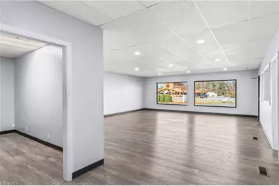 2910 Reynolda Road, Winston-Salem, NC 27106 - Photo 9