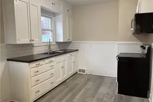 4037 Hilda St, Winston-Salem, NC 27101 - Photo 9