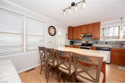 1250 Lake Drive 9, Lexington, NC 27292 - Photo 31