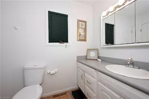 1250 Lake Drive 9, Lexington, NC 27292 - Photo 49