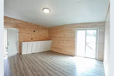 1407 W Meadowview Road, Greensboro, NC 27403 - Photo 5