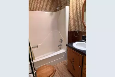 163 E Meadow Road, Thomasville, NC 27360 - Photo 9