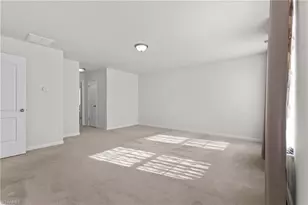 4427 Saddlewood Club Dr, High Point, NC 27265 - Photo 37