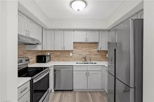 100 Wafco Ln, Greensboro, NC 27401 - Photo 15