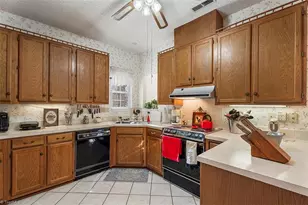 2836 Wynfield Crossing Ln, Winston-Salem, NC 27103 - Photo 3