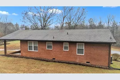 226 Carlton Road, Boomer, NC 28606 - Photo 5