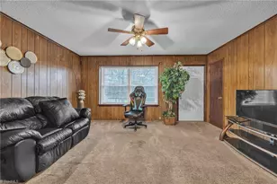 226 Carlton Rd, Boomer, NC 28606 - Photo 17