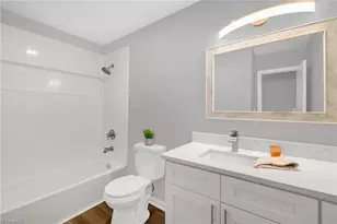 1703 Gracewood Dr, Greensboro, NC 27408 - Photo 23