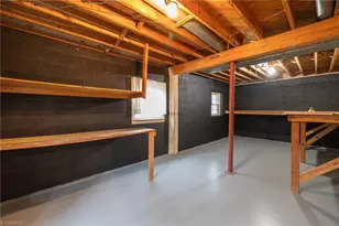 1703 Gracewood Dr, Greensboro, NC 27408 - Photo 33