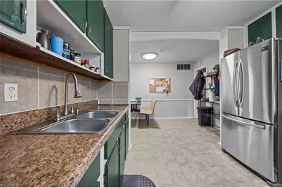 2411 Seattle Drive, Greensboro, NC 27406 - Photo 9