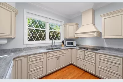 3100 Stratford Court, High Point, NC 27265 - Photo 13