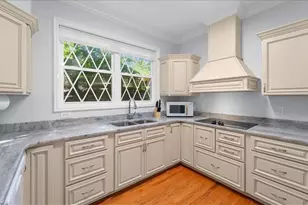 3100 Stratford Ct, High Point, NC 27265 - Photo 13