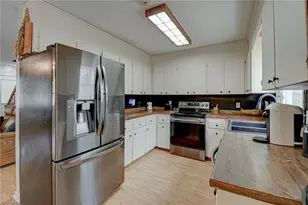 1410 W Old Phillips Rd, Pinnacle, NC 27043 - Photo 11