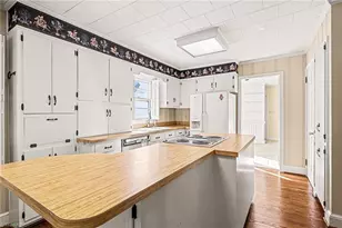 409 Engleman Ave, Burlington, NC 27215 - Photo 13