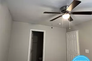 1041 W Barton St, Greensboro, NC 27407 - Photo 3