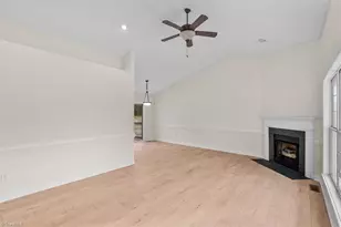 23 Thomasville High Dr, Thomasville, NC 27360 - Photo 5