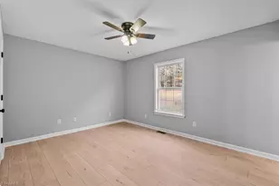 23 Thomasville High Dr, Thomasville, NC 27360 - Photo 19