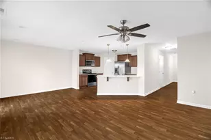 3859 Copperfield Ct, High Point, NC 27265 - Photo 5