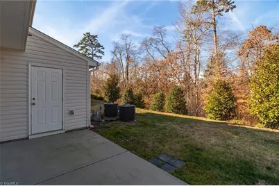 3859 Copperfield Court, High Point, NC 27265 - Photo 25