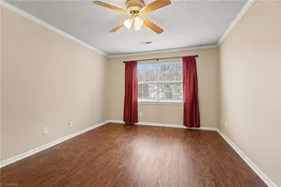 2217 New Garden Rd, Greensboro, NC 27410 - Photo 11