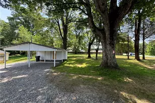 160 Sparta Rd, North Wilkesboro, NC 28659 - Photo 25