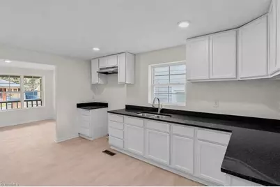 434 W 24th Street, Winston-Salem, NC 27105 - Photo 9