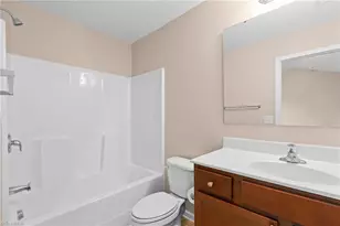 502 Song Sparrow Ln, Greensboro, NC 27409 - Photo 13