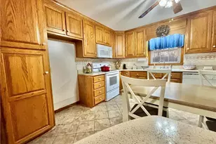 637 Pine Ridge Rd, Mount Airy, NC 27030 - Photo 9