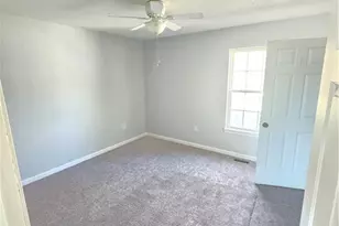 905 Hunt St, Burlington, NC 27217 - Photo 17