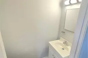 905 Hunt St, Burlington, NC 27217 - Photo 15