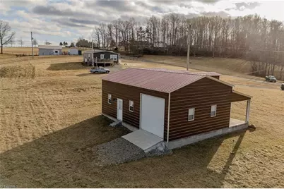 205 Volunteer Road, Hillsville, VA 24343 - Photo 25