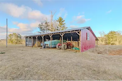 205 Volunteer Road, Hillsville, VA 24343 - Photo 29