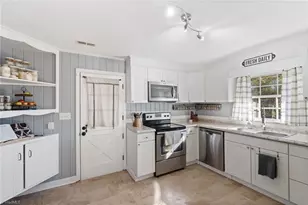 5501 Club Knoll Rd, Winston-Salem, NC 27105 - Photo 17