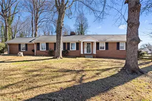 5501 Club Knoll Rd, Winston-Salem, NC 27105 - Photo 3