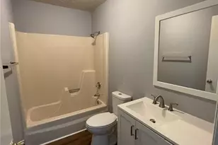 200 Wagstaff St, Thomasville, NC 27360 - Photo 11