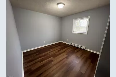 200 Wagstaff Street #D, Thomasville, NC 27360 - Photo 9