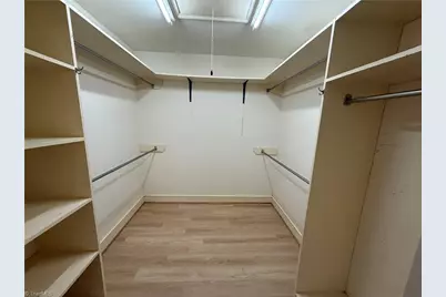 1022 E Sheraton Park Road, Pleasant Garden, NC 27313 - Photo 17