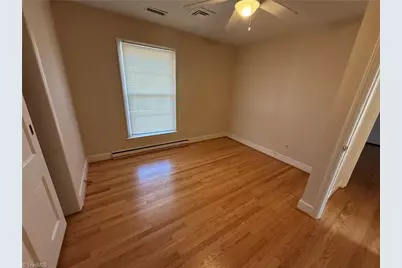 1022 E Sheraton Park Road, Pleasant Garden, NC 27313 - Photo 13