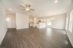 1010 Fairfield Dr, Yadkinville, NC 27055 - Photo 5